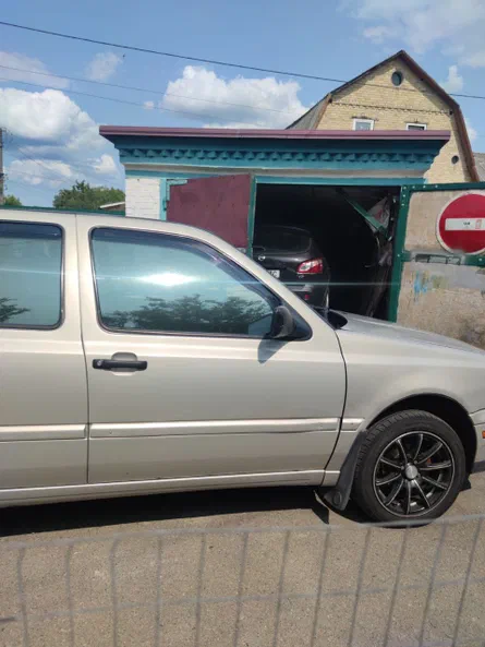 Volkswagen Golf 1996 - 23