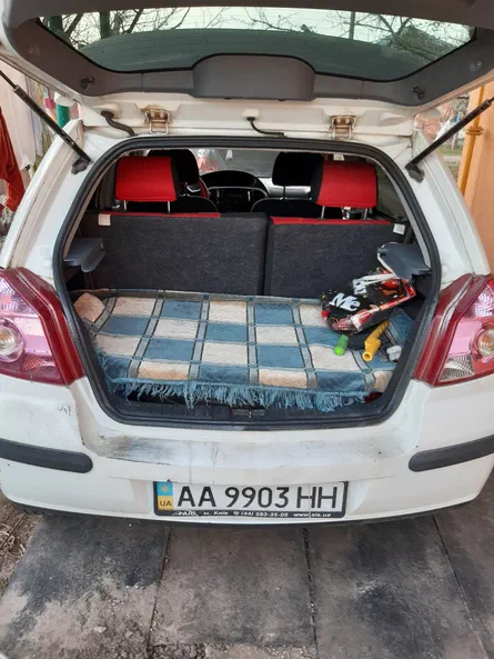 Geely MK Cross 2012 - 5