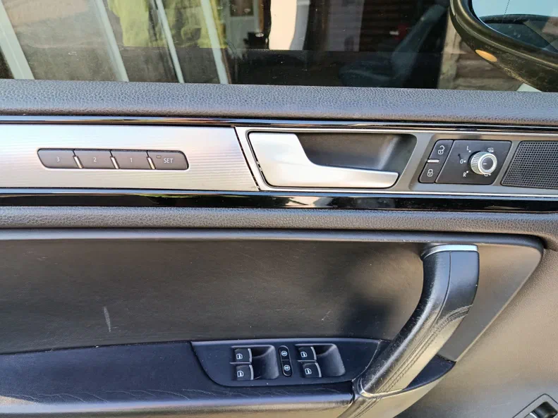 Volkswagen Touareg 2015 - 12