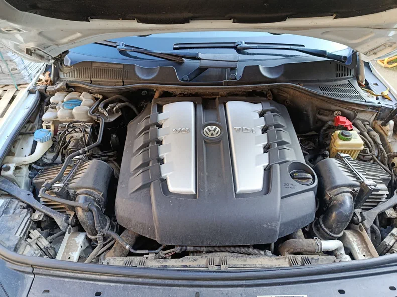 Volkswagen Touareg 2015 - 14