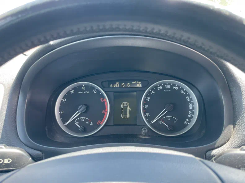 Skoda Fabia 2008 - 9