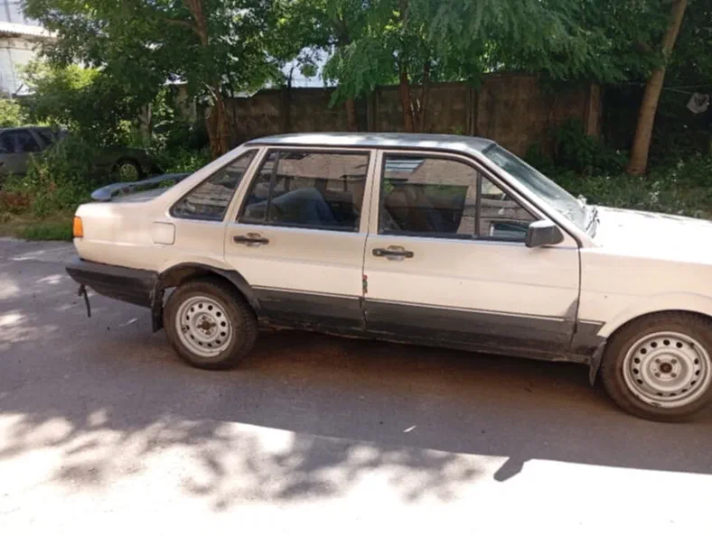 Volkswagen Passat 1986 - 2