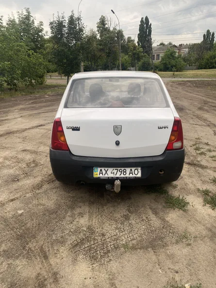 Dacia Logan 2006 - 3