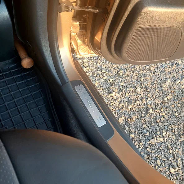 Nissan Tiida 2008 - 15