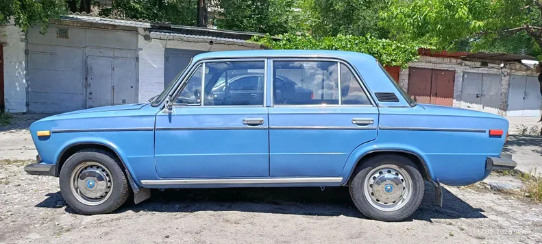 Lada (ВАЗ) 2106 1985 - 0