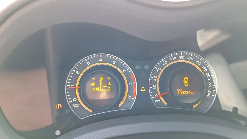 Toyota Auris 2011 - 10