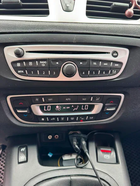 Renault Scenic 2010 - 17