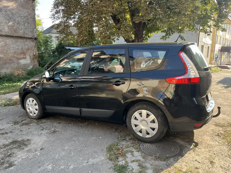 Renault Scenic 2010 - 6