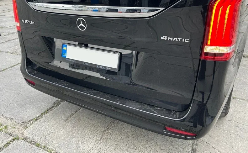 Mercedes-Benz V-Клас 2023 - 6