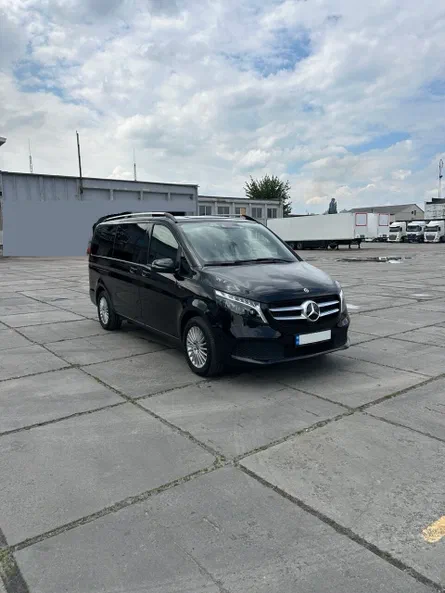 Mercedes-Benz V-Клас 2023 - 29