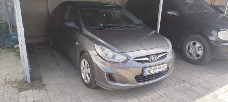 Hyundai Accent 2013 - 0