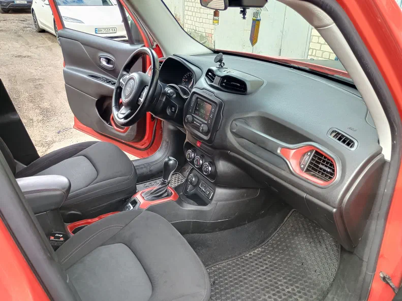 Jeep Renegade 2016 - 14