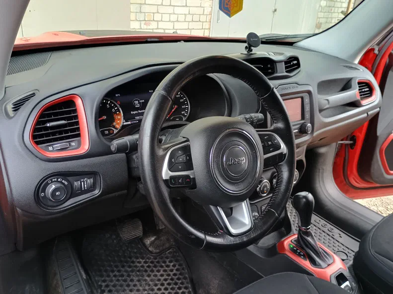 Jeep Renegade 2016 - 12