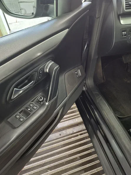 Volkswagen Passat CC 2011 - 1