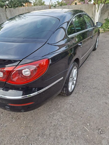 Volkswagen Passat CC 2011 - 6