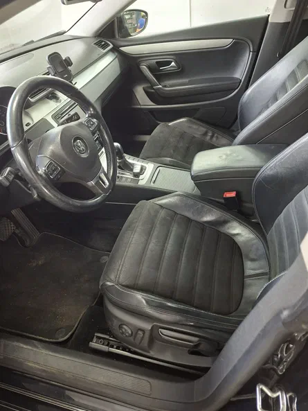 Volkswagen Passat CC 2011 - 10
