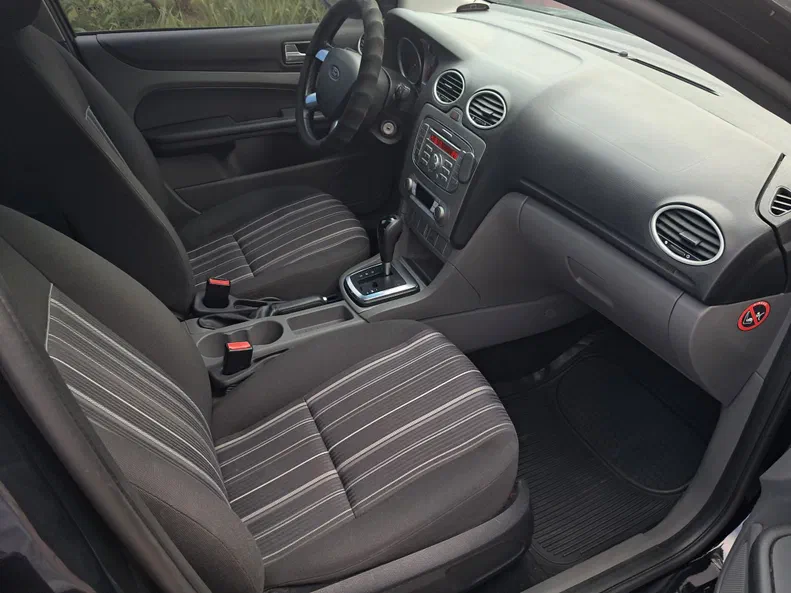 Ford Focus 2008 - 11