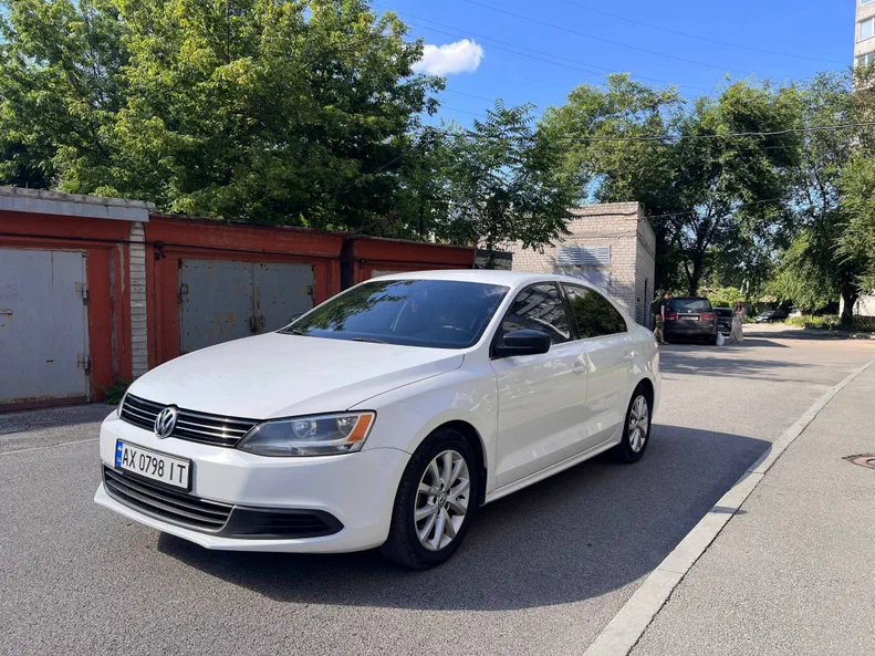 Volkswagen Jetta 2013 - 0