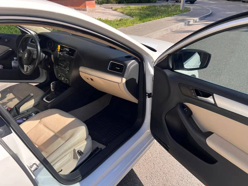 Volkswagen Jetta 2013 - 7