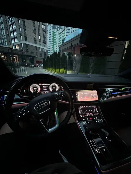 Audi Q8 2019 - 7