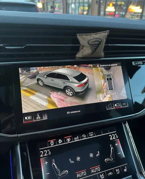 Audi Q8 2019 - 9