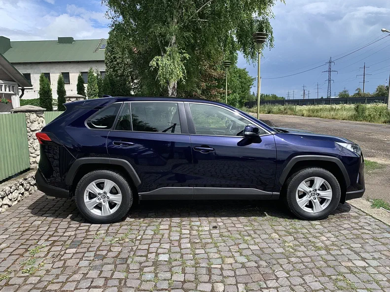 Toyota RAV4 2021 - 4
