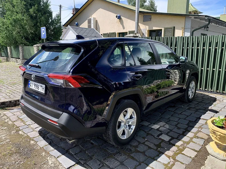 Toyota RAV4 2021 - 6