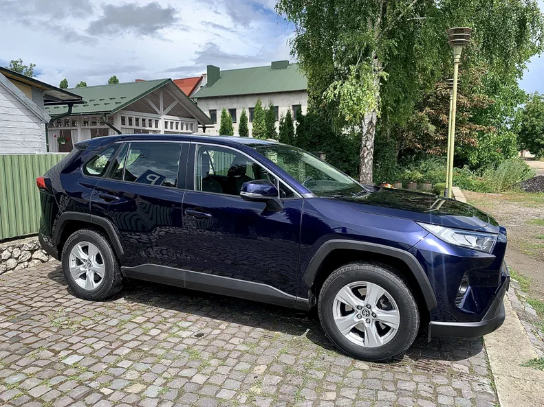 Toyota RAV4 2021 - 3