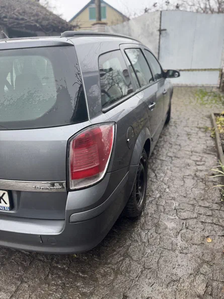 Opel Astra 2005 - 2