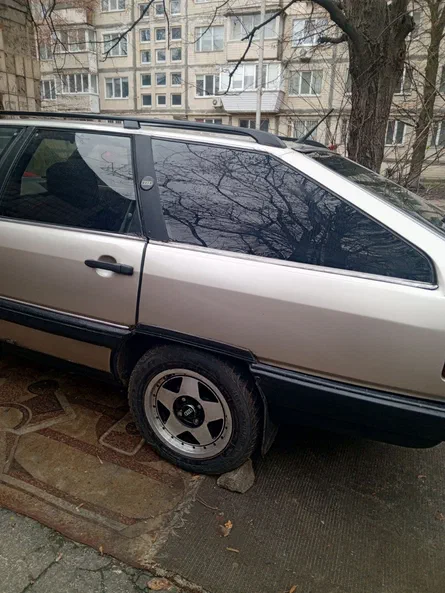 Audi 100 1983 - 2