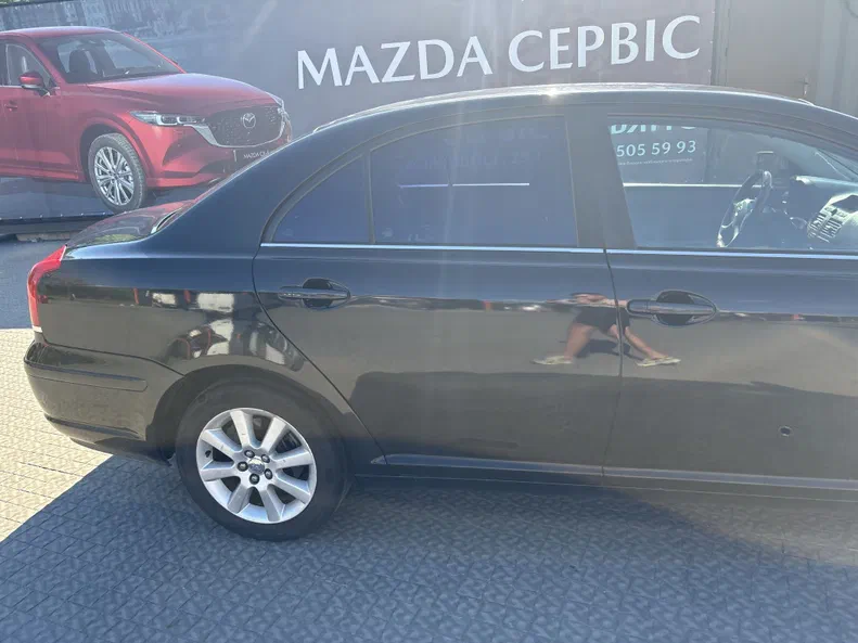 Toyota Avensis 2005 - 15