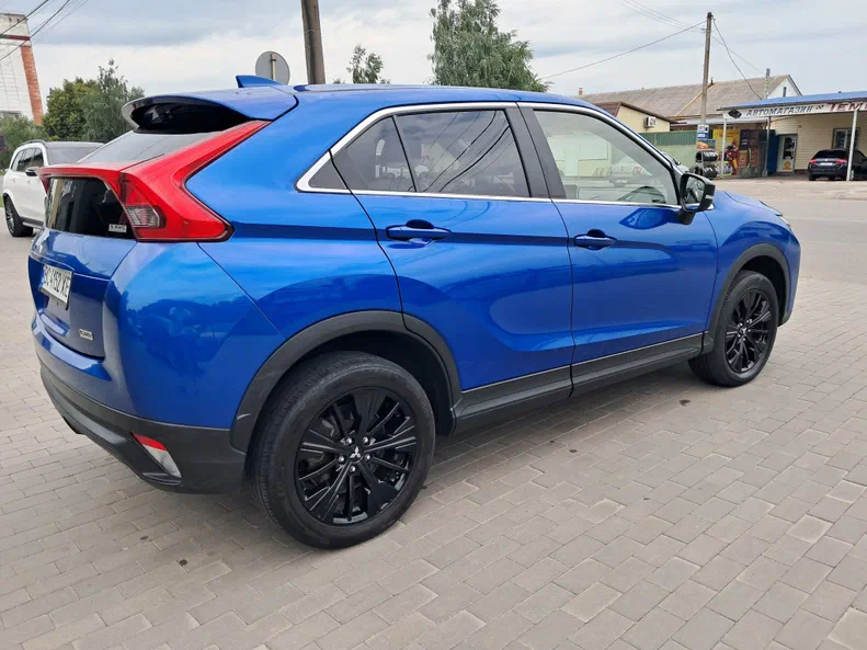 Mitsubishi Eclipse Cross 2019 - 3