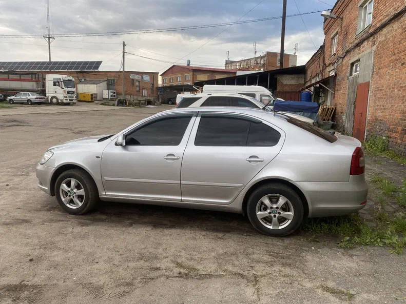 Skoda Octavia 2010 - 3