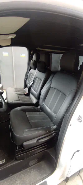 Renault Trafic 2021 - 11