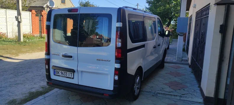 Renault Trafic 2021 - 8