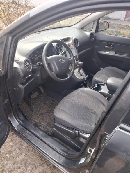 Kia Carens 2008 - 8