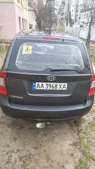 Kia Carens 2008 - 1