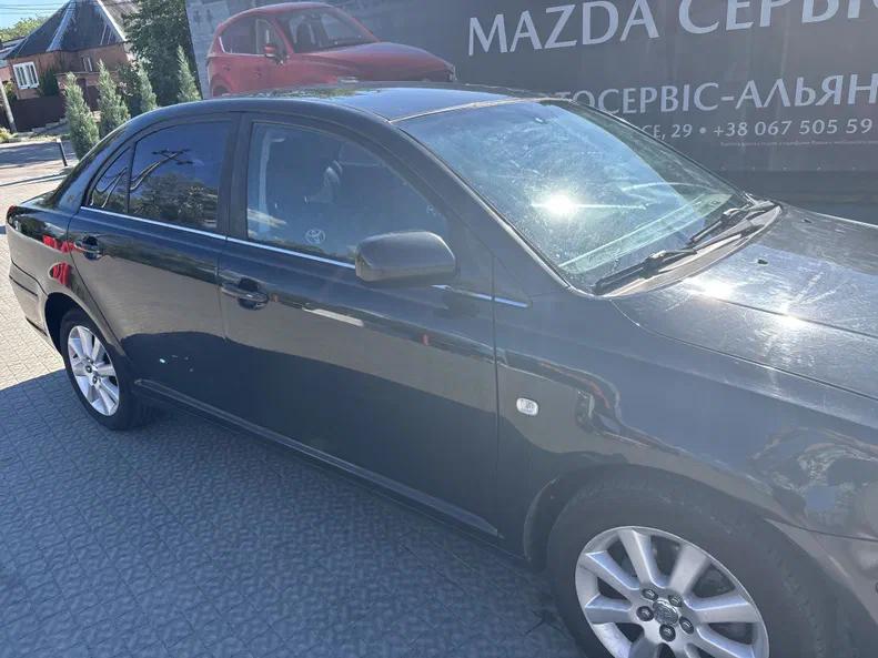 Toyota Avensis 2005 - 2