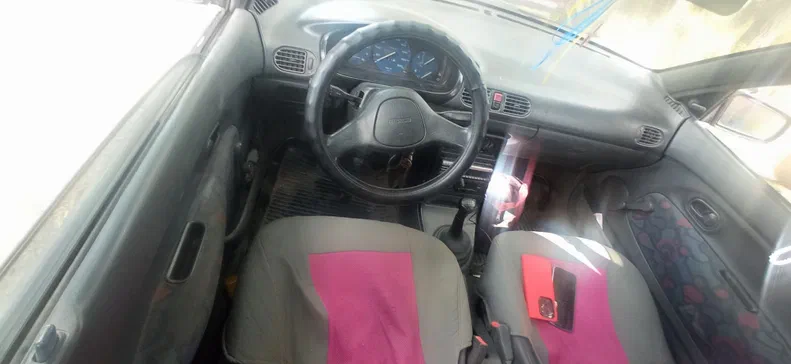 Mazda 121 1994 - 3