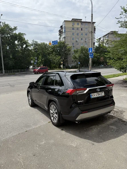 Toyota RAV4 2021 - 4