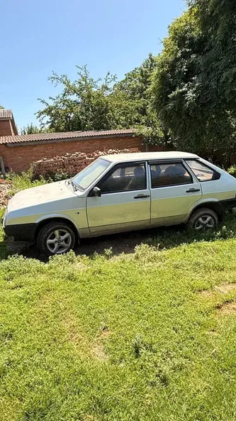 Lada (ВАЗ) 2109 1988 - 0
