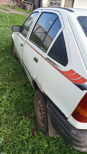 Opel Kadett 1989 - 3