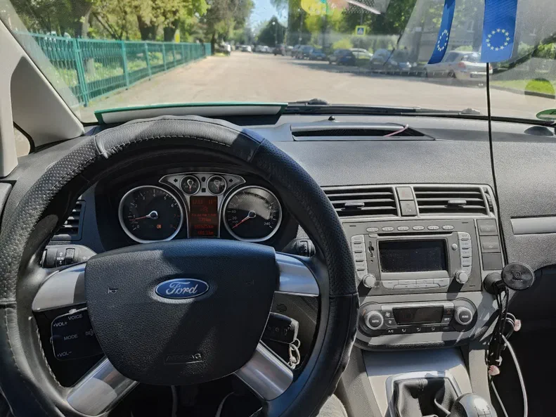 Ford C-MAX 2009 - 12