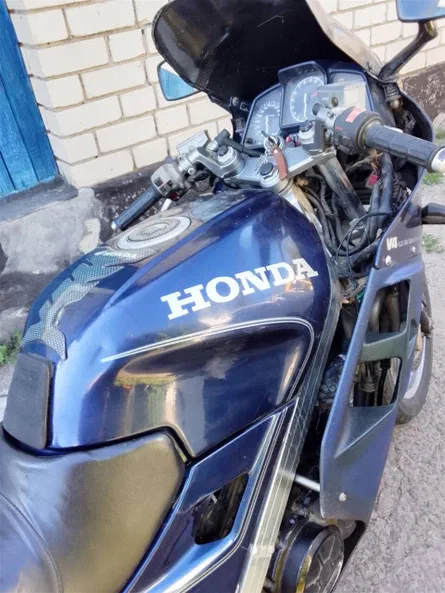 Honda VFR 750 1986 - 1