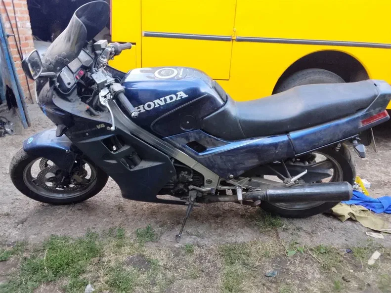 Honda VFR 750 1986 - 0
