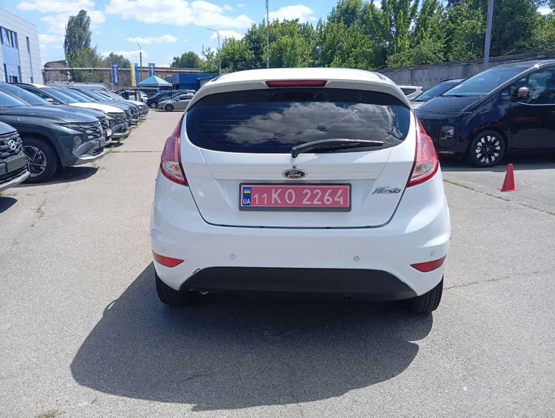 Ford Fiesta 2013 - 5