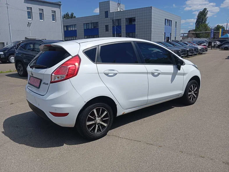 Ford Fiesta 2013 - 3