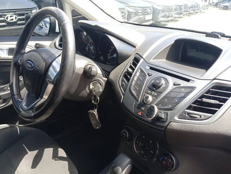 Ford Fiesta 2013 - 14