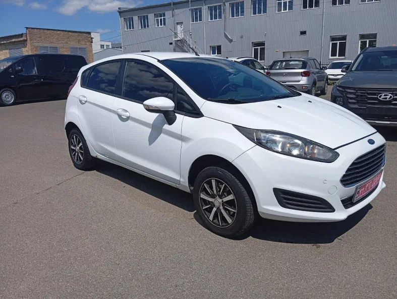 Ford Fiesta 2013 - 1