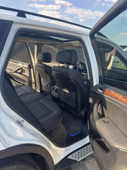 BMW X5 2009 - 10